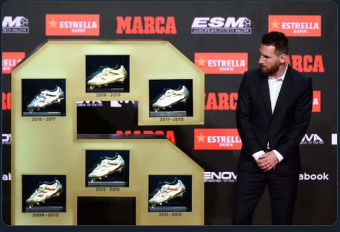 Lionel Messi meraih gelar sepatu emas eropa yang keenam kali. Jumlah ini mengalahkan Cristiano Ronaldo yang baru meraih empat kali. (Twitter ESPNFC)