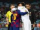 Kapten Barcelona, Lionel Messi memeluk kapten Real Madrid, Sergio Ramos sebelum laga el clasico Liga Spanyol 2019-2020 di Estadio Camp Nou, Kamis (19/12/2019). Laga ini berakhir imbang 0-0 (FCBarcelona)